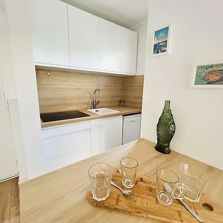 Appartement T2 Cabine, 6 Couchages, Piscine, Parking, Cap D'agde - Fr-1-249-466 Agde