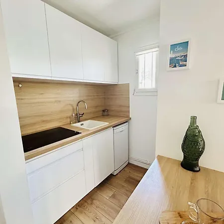 Appartement T2 Cabine, 6 Couchages, Piscine, Parking, Cap D'agde - Fr-1-249-466